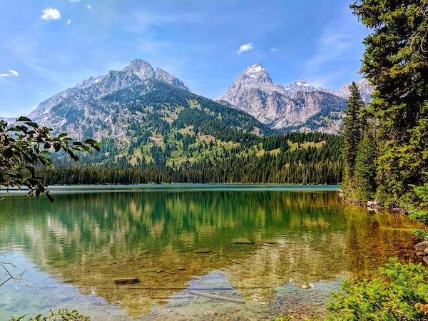 De nationale parken in Amerika die je gezien moet hebben! 7 Bergen aan een glashelder meer in grand teton national park